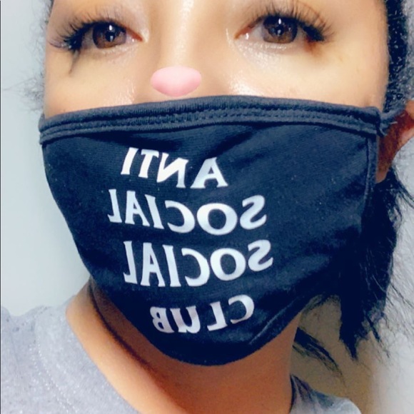 Happy Poshing Girl Boss! - Picture 2 of 11